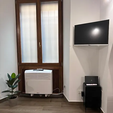 Apartment Eccelsa 98 *