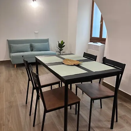 Eccelsa 98 Apartment