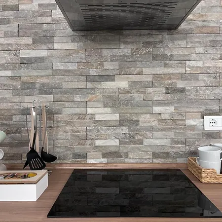 Eccelsa 98 Apartment
